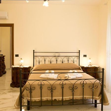 B&B Serena Кастеламаре ди Стабия Екстериор снимка